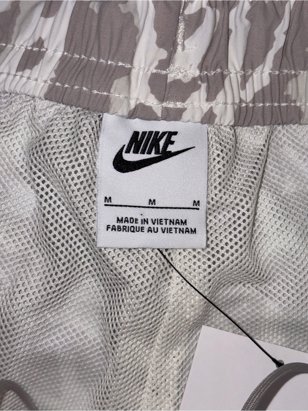 NWT Nike Sportswear Woven Printed Pants Women’s M College Grey/Sail Oversized - Picture 3 of 9